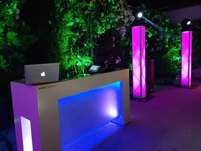 cabina dj profesional para bodas