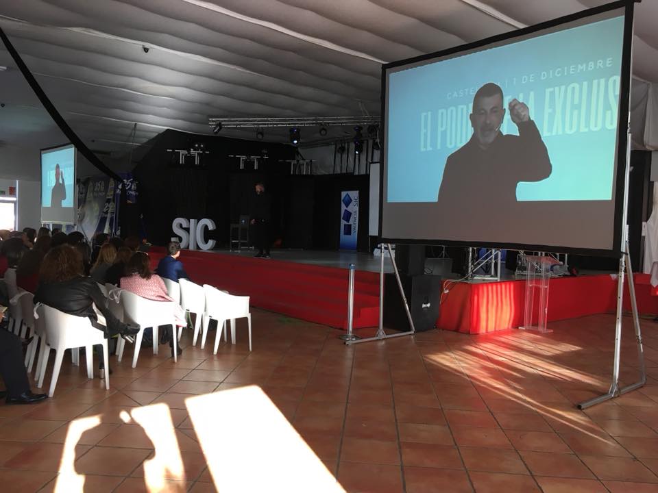Streaming con proyectores para evento en Valencia