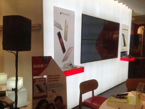 Televisor de 75 pulgadas para Vodafone